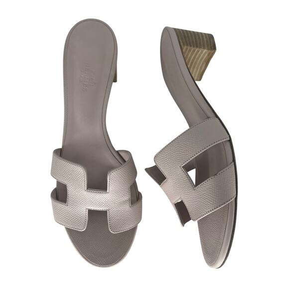 Hermès Oasis H Logo Slides in Light Pink - Picture 2 of 16